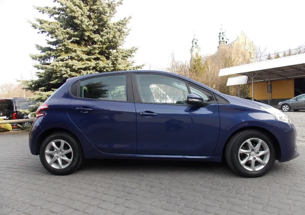 Peugeot 208 cena 28500 przebieg: 84200, rok produkcji 2014 z Jarosław małe 232